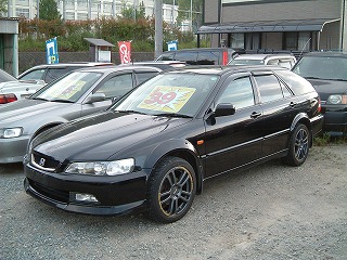 中古車 ホンダ タッカー 姫路 アコード