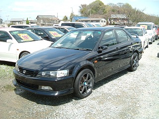 中古車 ホンダ タッカー 姫路 アコード