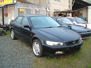 中古車 ホンダ タッカー 姫路 アコード