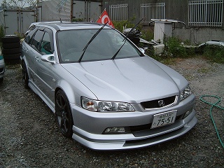 中古車 ホンダ タッカー 姫路 アコード