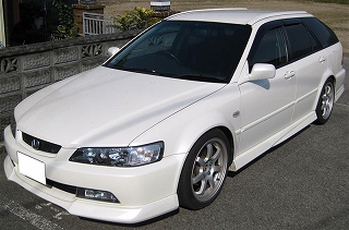 中古車 ホンダ タッカー 姫路 アコード