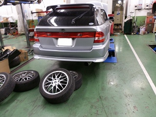 中古車 ホンダ タッカー 姫路 アコード