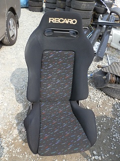 中古車 ホンダ タッカー 姫路 アコード