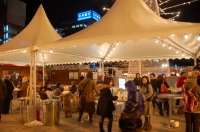 「ミュンヘン・クリスマス市」2009札幌大通公園イルミネーション、クリスマスグッズやドイツの飲食店を集めたイベント