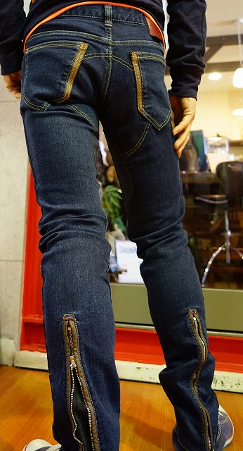 K-1944RC 色によるサイズ感の違いを検証する：KUSHITANI名東店