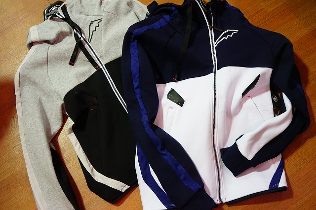 レブロフーディボーダー入荷!:KUSHITANI名東店 | KUSHITANI 名東店 レブロフーディボーダー入荷!:KUSHITANI名東店 | KUSHITANI 名東店