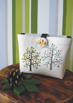 HAPPY! TOTE created by Noriko Nakamura