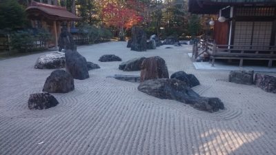 高野山石庭 頼藤直秀