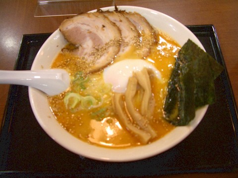 全のせ赤ラーメン大盛り