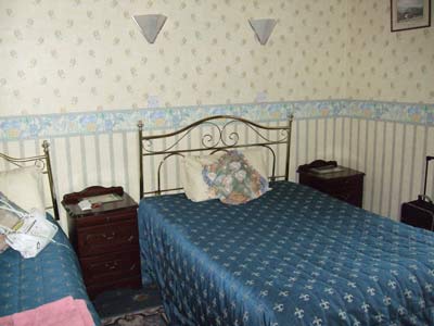 B&B