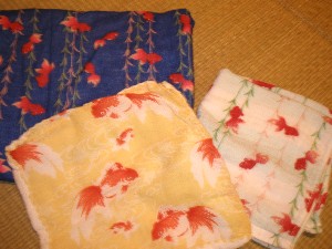 金魚のタオル