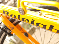 彼は京都の自転車屋で購入しました