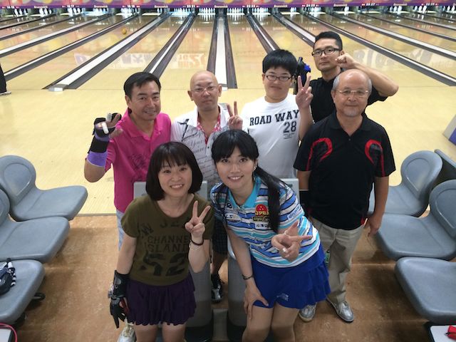 名和秋プロ サイン入りボウリングピンゴールドミニピン　ミニピン3点セット 名和秋プロチャレンジマッチレポ | ビッグボウル杉戸blog