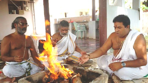 yajna1.jpg