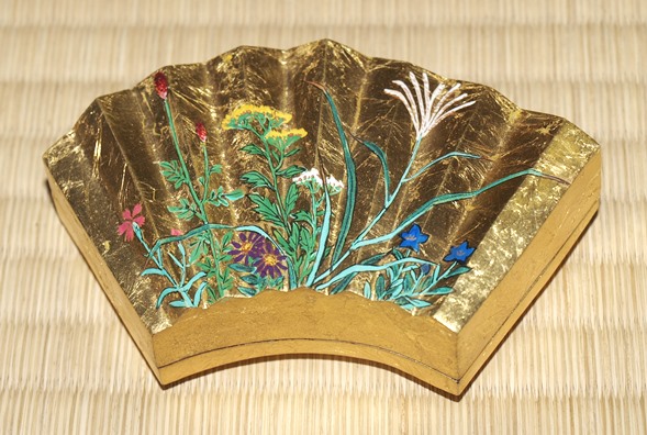 【即購入可】市川銕琅／鹿／奈良一刀彫／61歳の作／四十五ノ内／昭和37年／古美術 一刀彫 鹿 奈良人形 奈良一刀彫 東林 - メルカリ
