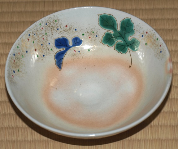 寅介作 四角く 平茶碗 梶の葉に糸巻