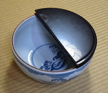 染付平水指 | 茶道具 小西康のぶろぐ