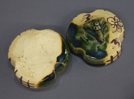 新品　香合　織部　弾き　　加藤芳右衛門 織部香合 (共箱)加藤芳右衛門 - 茶道具販売 栗林園