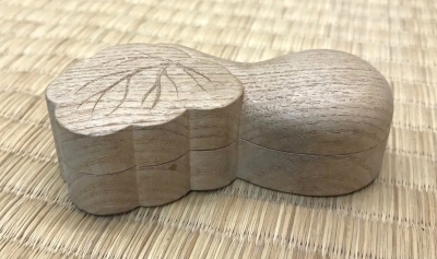 駒澤利斎 桐木地 瓢形香合 惺斎 | 茶道具 小西康のぶろぐ