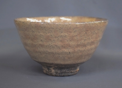 茶道具 萩 茶碗 鵬雲斎顔あり 十四代坂倉新兵衛造 茶道具 萩 茶碗 鵬雲斎顔あり 十四代坂倉新兵衛造