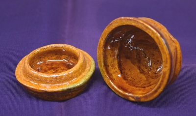 茶道具 大樋焼 飴釉茶碗 加州 三代目 中村梅山 大亀老師箱書 茶道具 大樋焼 飴釉茶碗 加州 三代目 中村梅山 大亀老師箱書