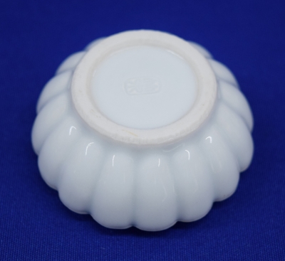 三浦竹泉 染付金彩 菊蟹香合 | 茶道具 小西康のぶろぐ