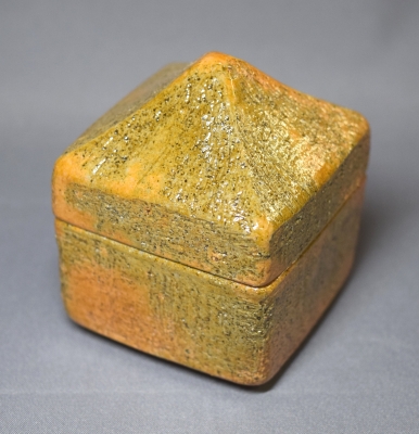 九代大樋長左衛門 辻堂 飴香合 | 茶道具 小西康のぶろぐ