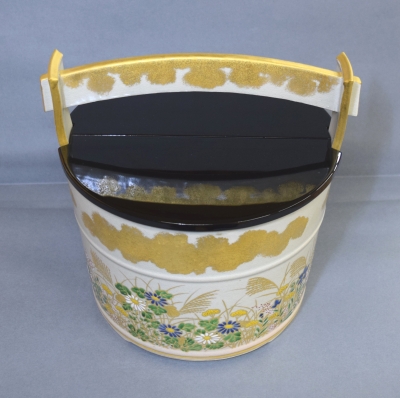 膳所焼 岩崎新庄 色絵草花紋 手桶水指 | 茶道具 小西康のぶろぐ