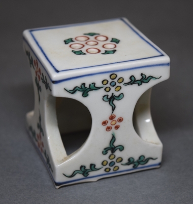 茶道具　陶磁器　二重の塔　塔香炉　在銘　共箱　C　6119 塔鋺合子（とうまりごうす）｜錫製雑貨・酒器の通販は能作