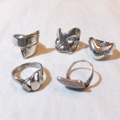 アクセサリー　ヴィンテージ　まとめ売り　大量 新春！！大量入荷part 1！！ | 【Salvage】中崎町からすぐの古着