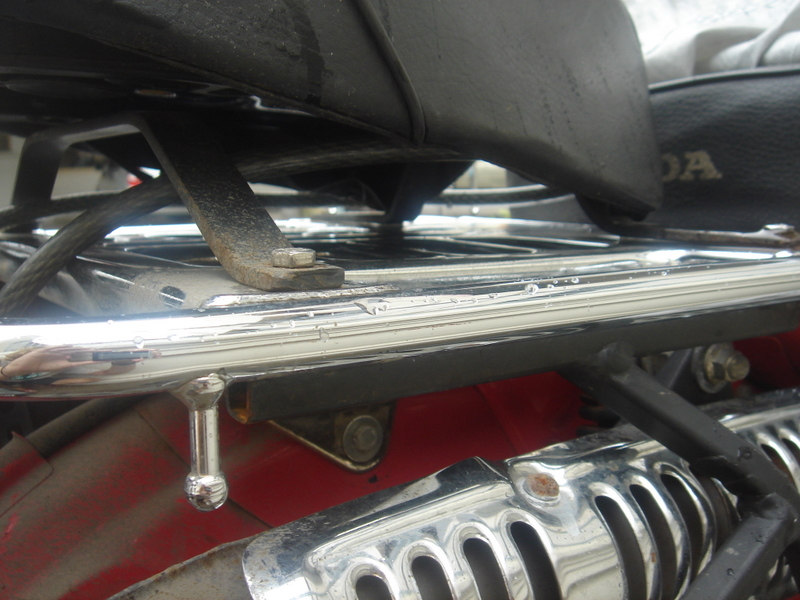 pillion seat