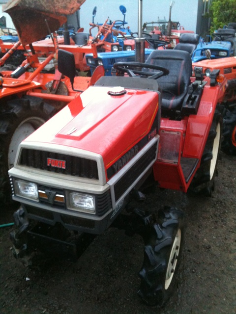 15馬力 トラクター イセキ 買い替えの方 下取り可能!!