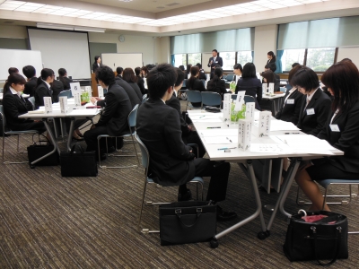 2016年度新入社員研修 006.JPG