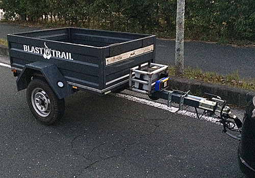 カーゴトレーラー