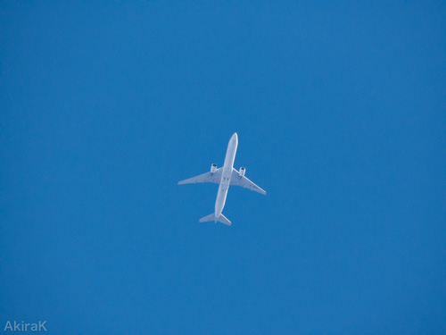 B777