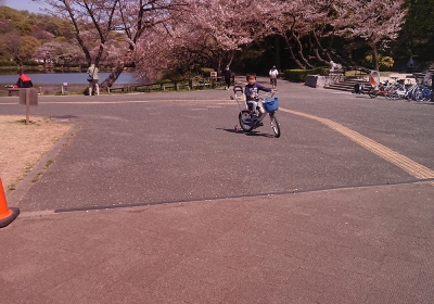 治らない