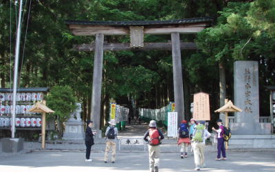本宮大社前