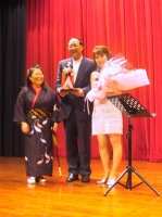 淡水鎮長(市長)蔡葉偉さんと岡田・お京さん