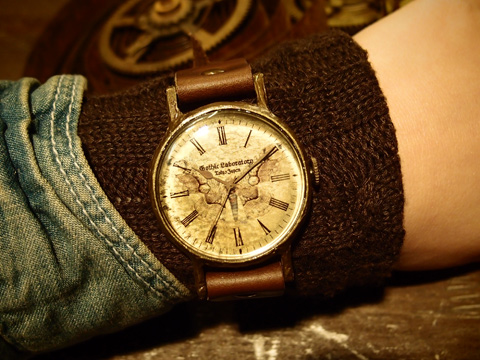 イボタガの腕時計 Classic Wristwatch Brahmaea hearseyi L ¥19,666