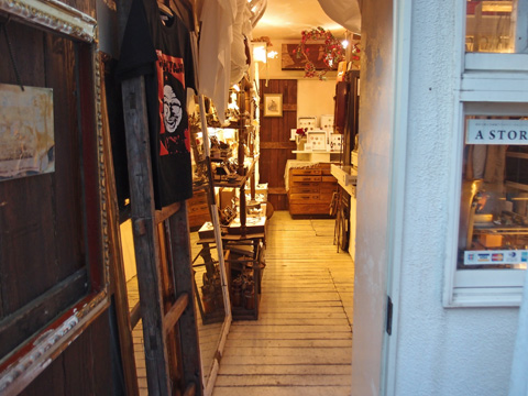 A STORY原宿本店