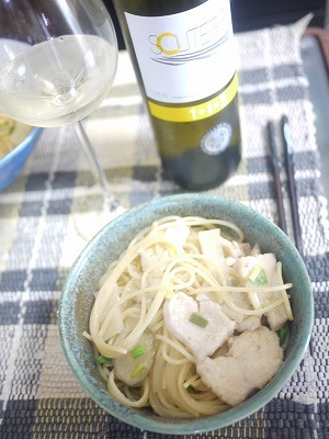 鶏、漬物の味噌風味パスタ