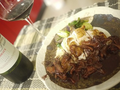 鶏肉のクリル 赤ワインソース