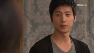 s24.avi_003047947.jpg