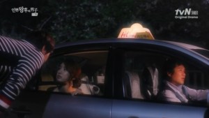 in11.mkv_001588020.jpg