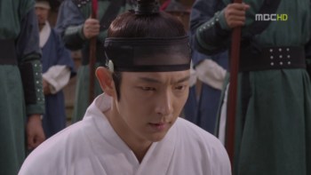 ara18012.jpg