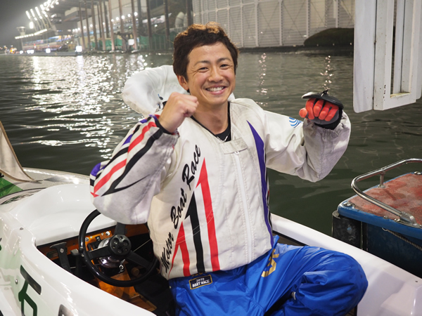 1・石野貴之選手.jpg