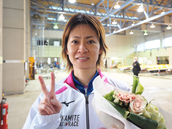 1・シリーズ戦優勝 平田さやか選手.jpg