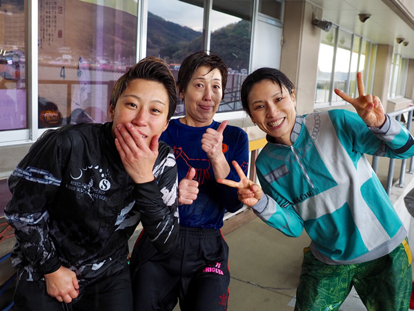 3・藤原選手 渡辺選手 廣中選手.jpg