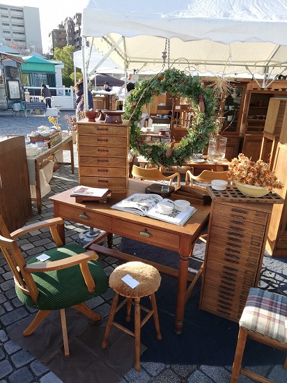 関西蚤の市」ありがとうございました。 | アンティーク家具・古道具