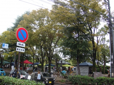 おひさまアートバザール会場